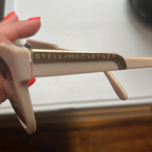 Stella McCartney nude beige plastic sunglasses - Picture 13 of 13